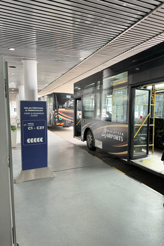 KLIA T1. Premium Shuttle. BolehMiles.