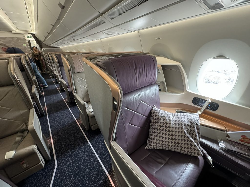 SQ Business Class 2013J. BolehMiles