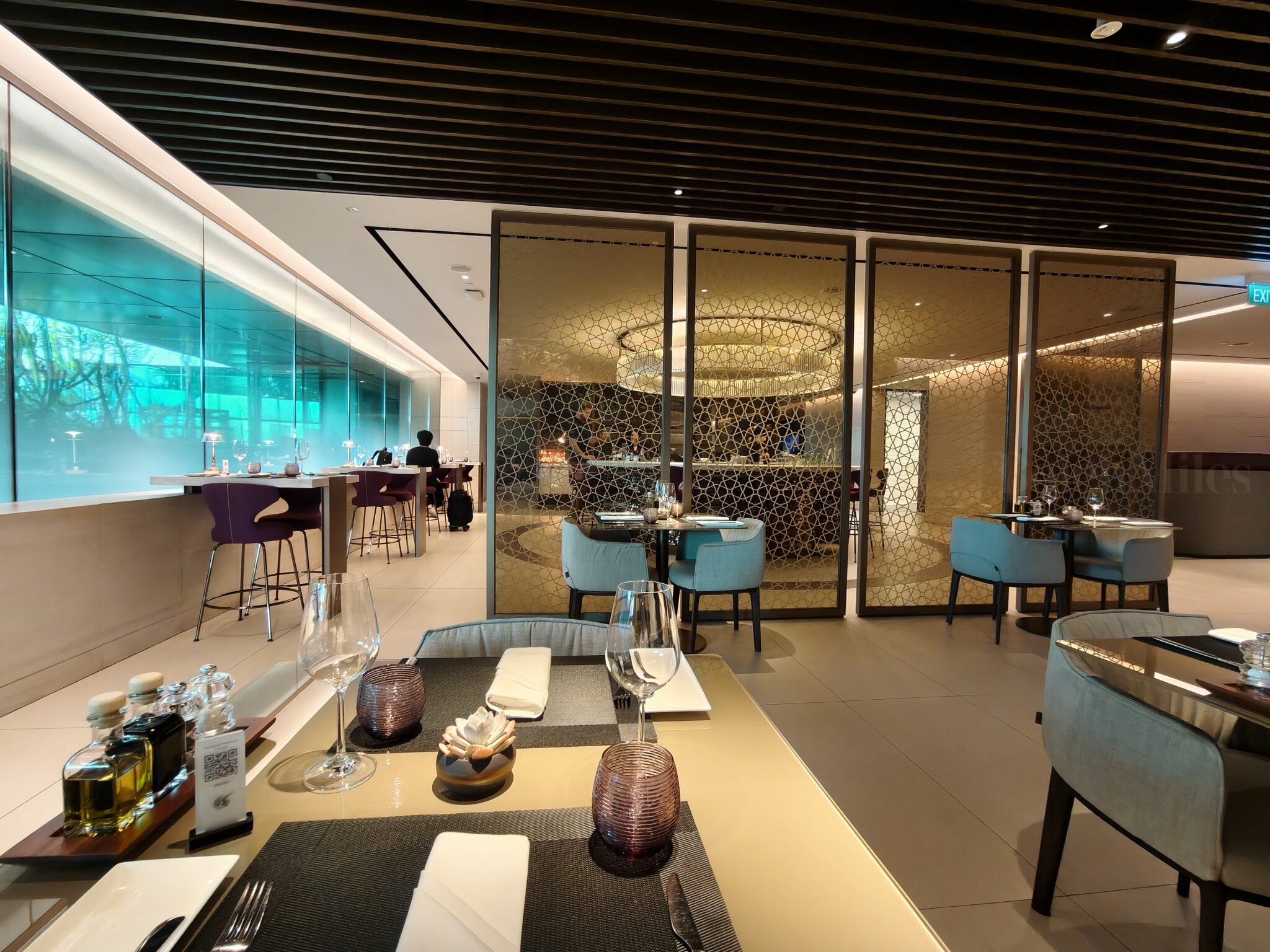 Qatar Premium Lounge Changi
